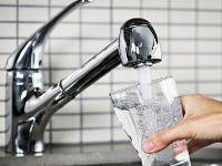 Comment améliorer la qualité de l’eau du robinet ?