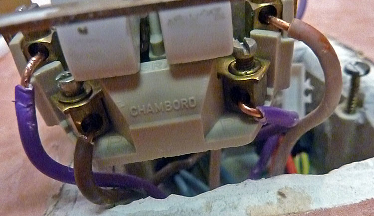 branchement-interrupteur-legrand-chambord[1].jpg